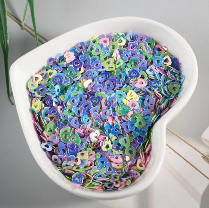 5mm Hollow  Holographic Sweet Love Heart Nail Glitter Flakes Shining Sequin For Nail Art P Manicure 3D DIY Nail Art Decora