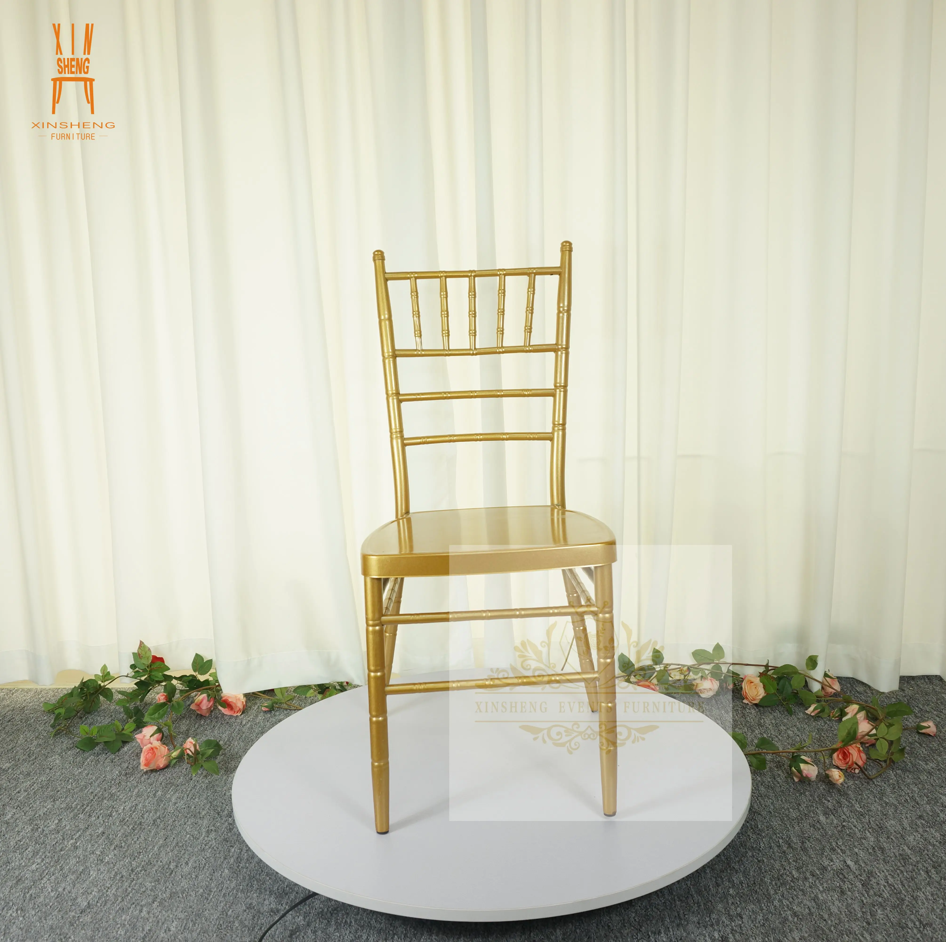 Оптовая продажа, коммерческие штабелируемые стулья tiffany из Золотого Металла chiavari для мероприятий, свадьбы в отеле
