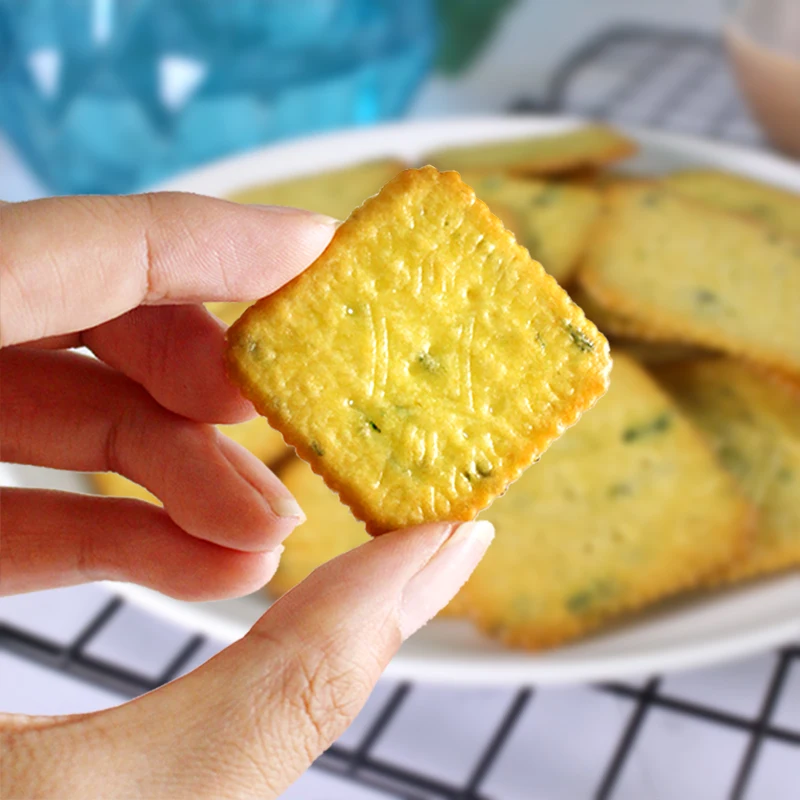 Low sugar low fat Chia Seed Seaweed Flavor Sea salt soda crackers biscuits