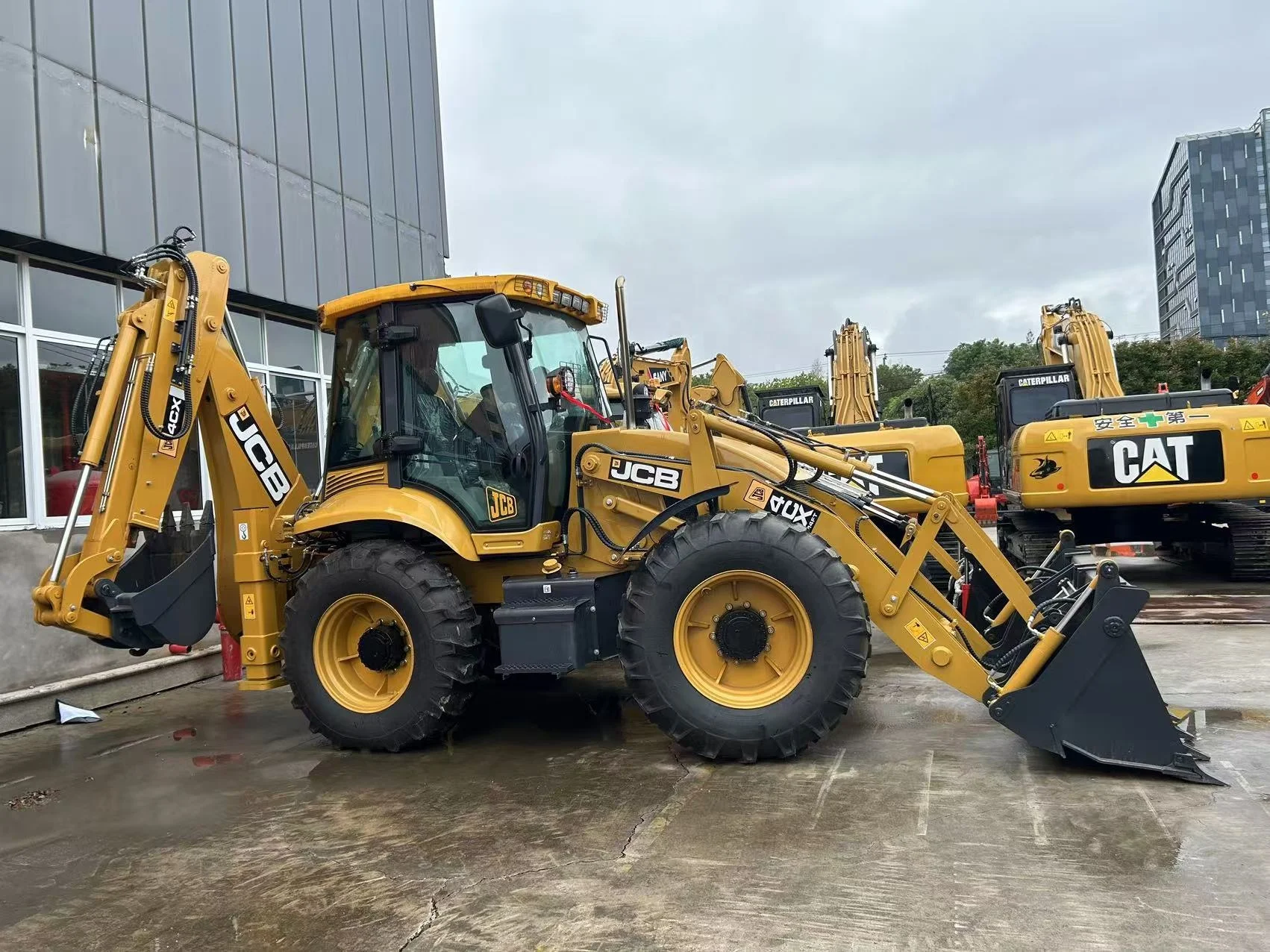 Оригинальная Великобритания JCB 4CX экскаватор-погрузчик Подержанные строительные машины jcb 3cx 4cx 3DX 4DX распродажа