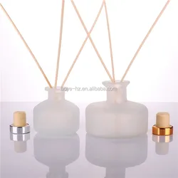 OEM wholesale 90ml frosted home decoration fragrance reed diffuser glass bottles