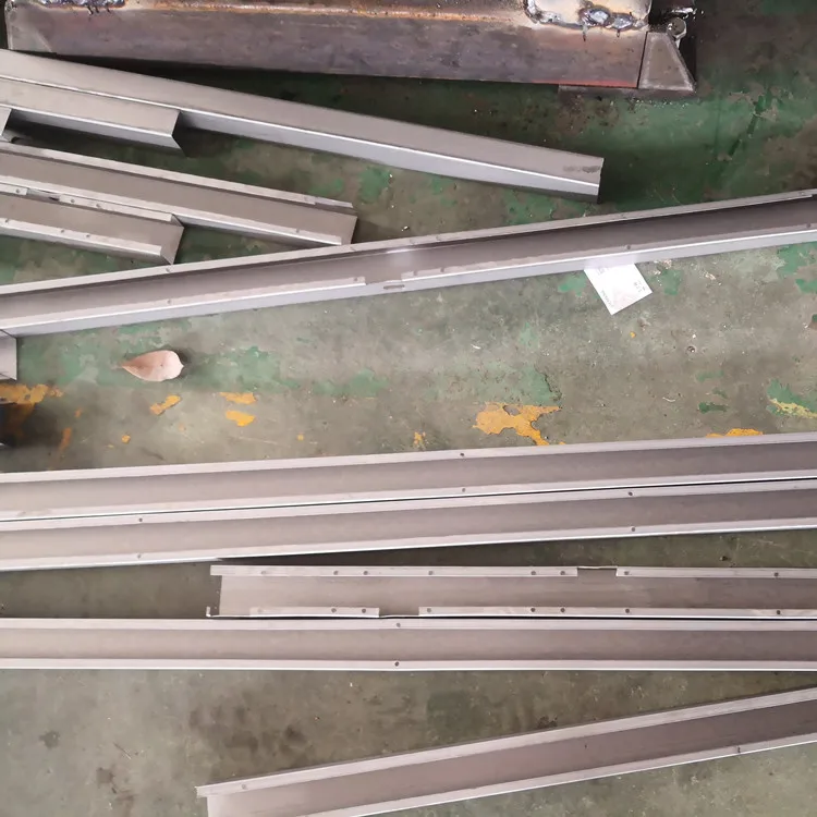 Hot-Sale C Shape Roll Forming Machine With Gear Box Driving Used For the Lift China Supplier