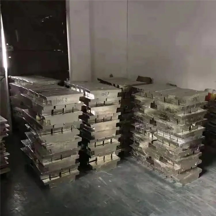 Китайские слитки олова с гладкой поверхностью 99