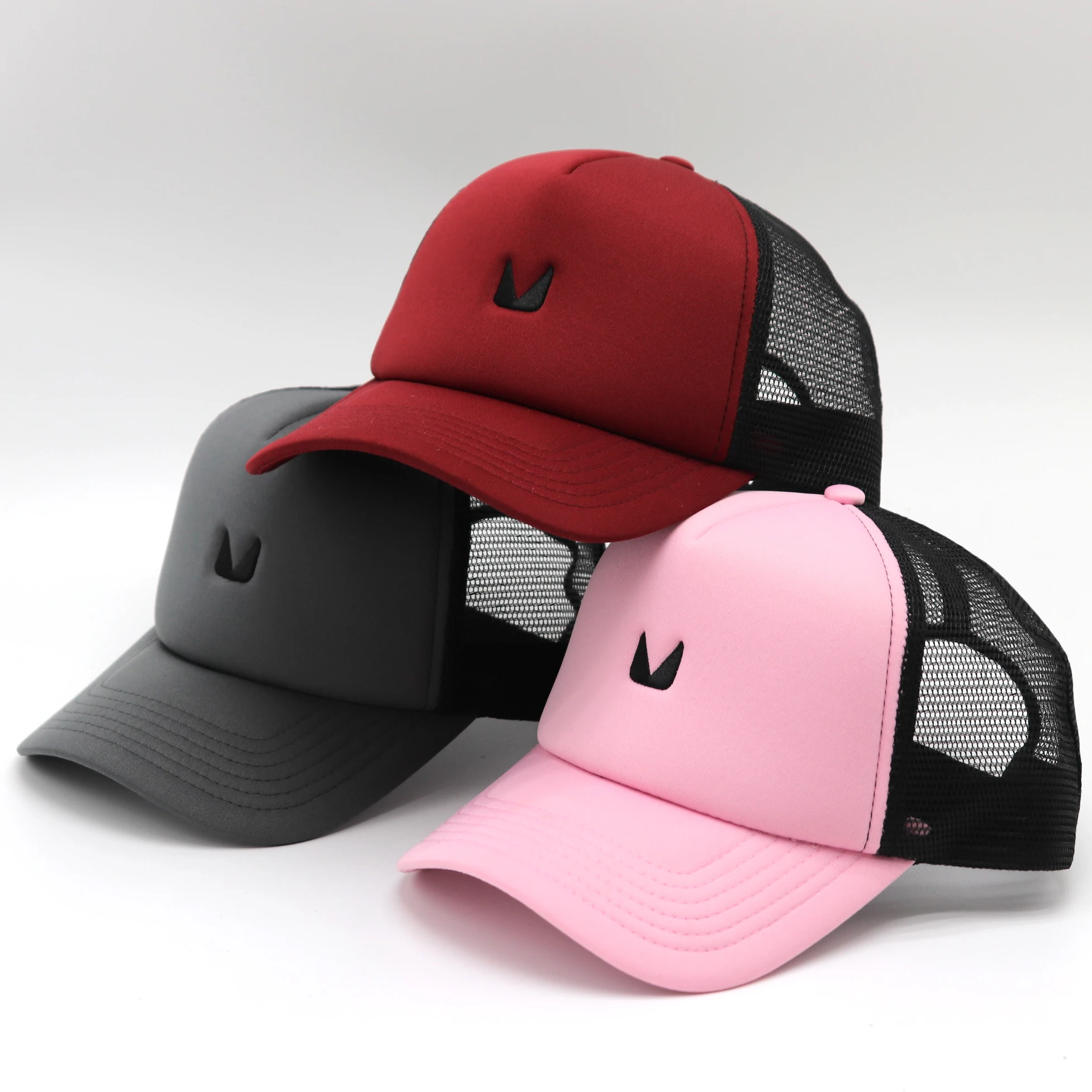 3D Embroidered Logo 5 Panel Polyester Mesh-Back Custom Foam Trucker Hats Caps