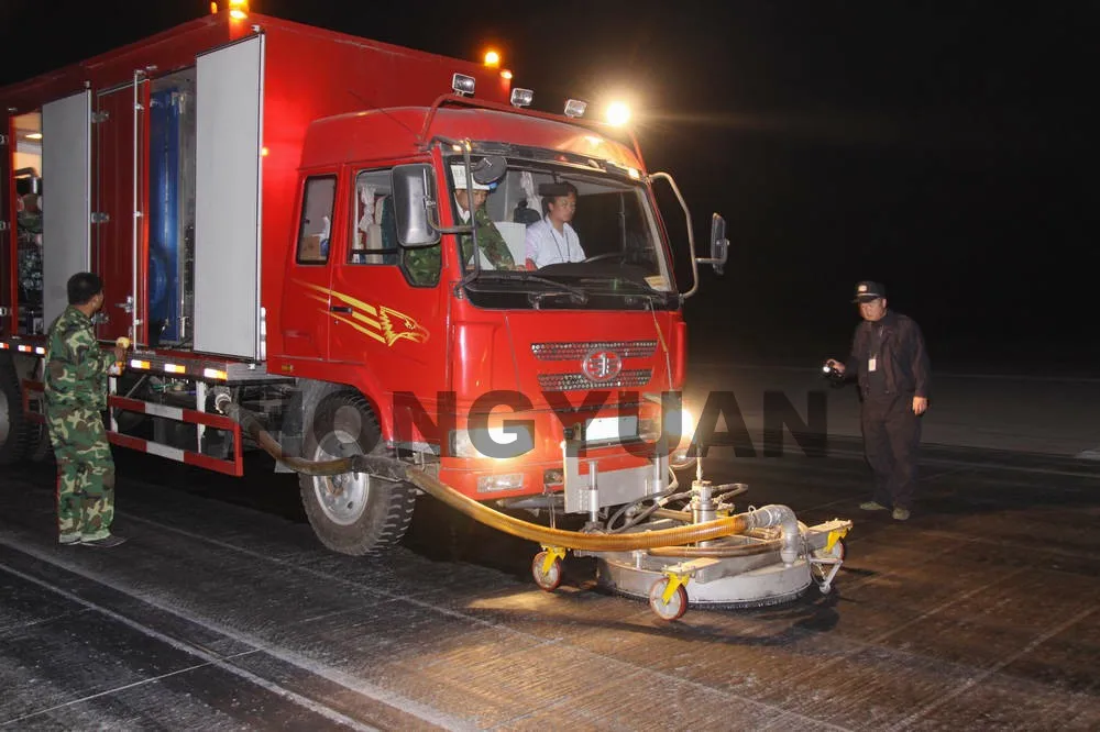 2500bar 25lpm Hot sale High Pressure water jet cleaner for road mark remove