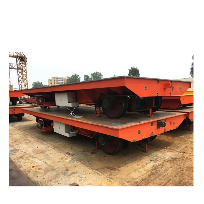 Смонтированный транспортный прицеп на колесиках, транспортный автомобиль для штампов