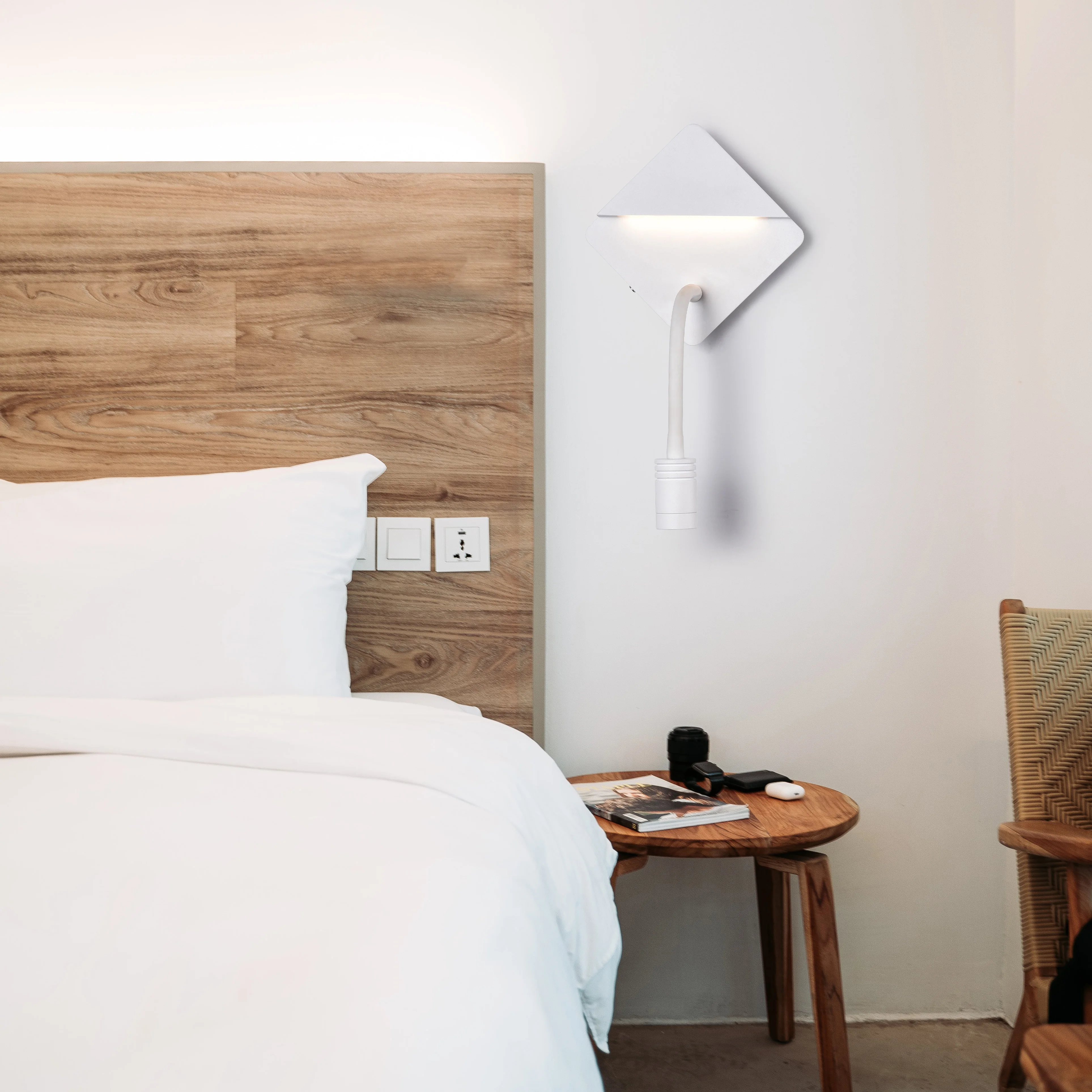 Indoor fashion  modern hotel bedroom bed headboard wall night light surface led reading wall lamp