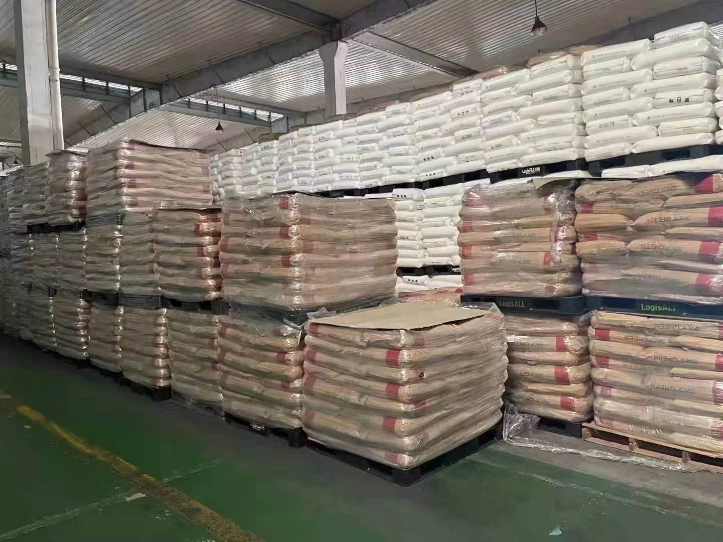 Top Quality Wholesale Price Polyvinyl Chloride White Powder PVC Virgin Resin K Value 67 Erdos SG5 in Bulk Stock