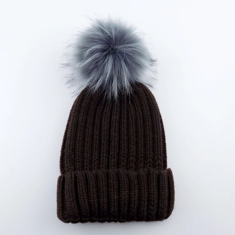 faux raccoon fur pom pom ball with snap