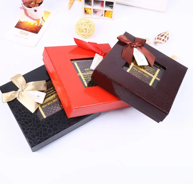 Elegant customize printed red chocolate box gift packaging paper box with divider and pallet