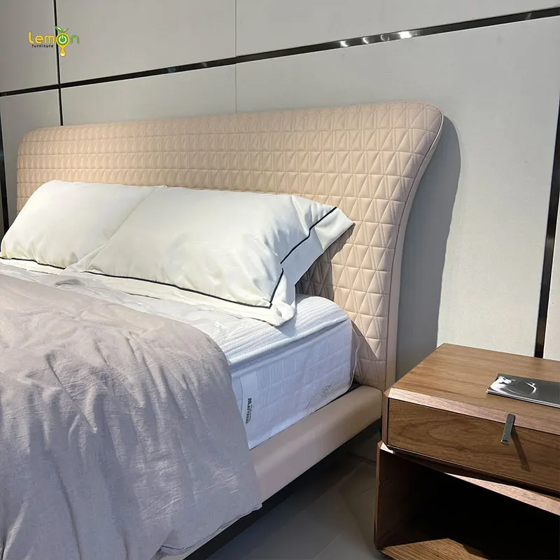 Italian light luxury leather bed post-modern simple villa minimalist high-end master bedroom double bed
