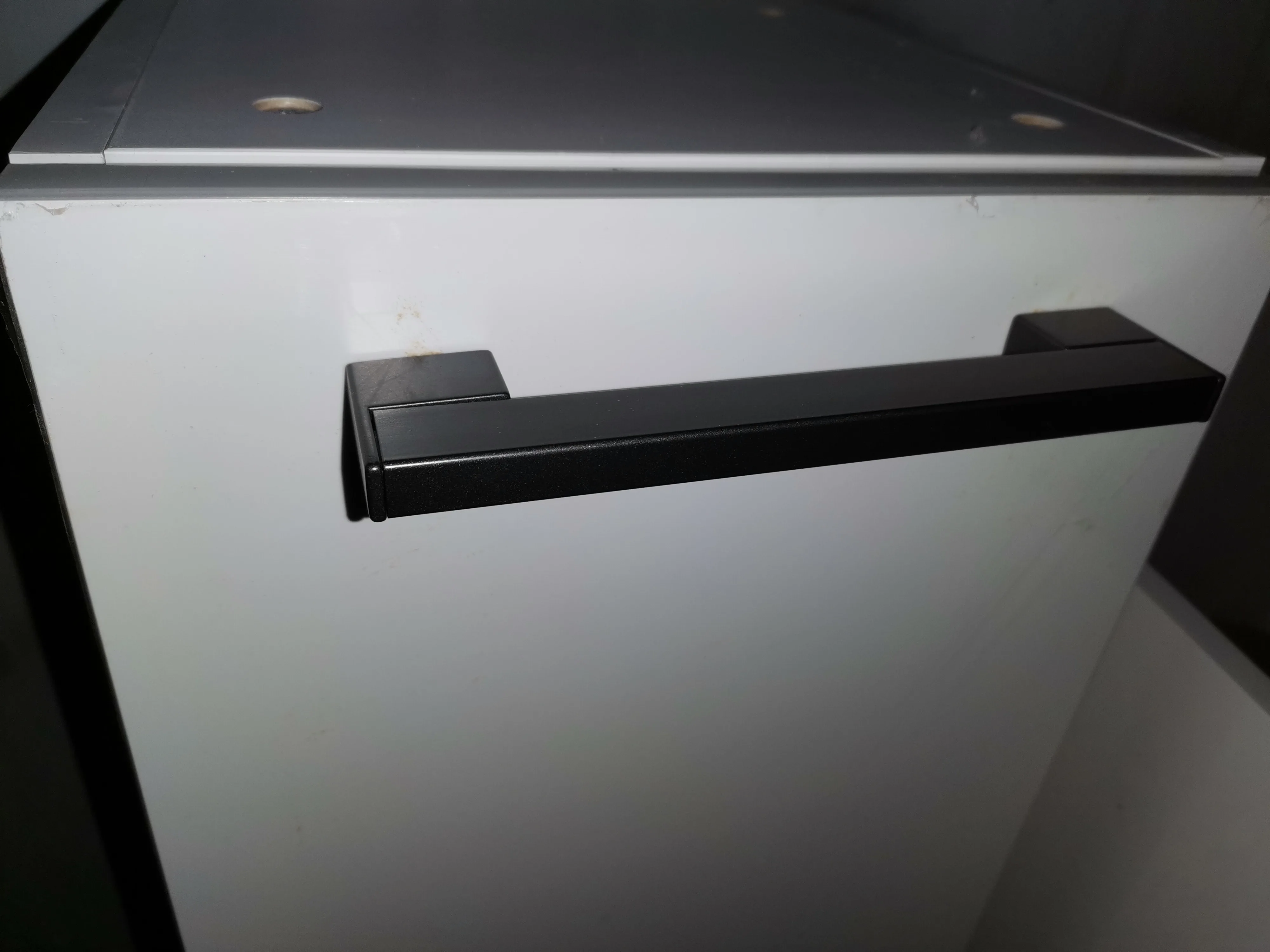 American Style Standard Size Miami RTA Frameless Wooden White Shaker Kitchen Cabinets