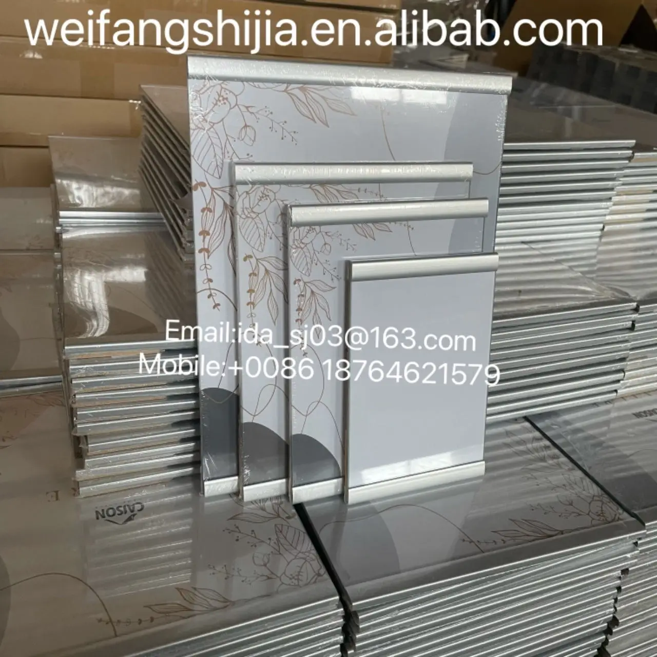 Hot selling customizable  frameless clip  photo frame poster frame furniture decoration A1 A2  A3  A4