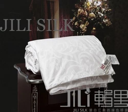 Jili Brand Luxurious Duvet Mulberry Silk Quilt Duvet Comforter for 4 season