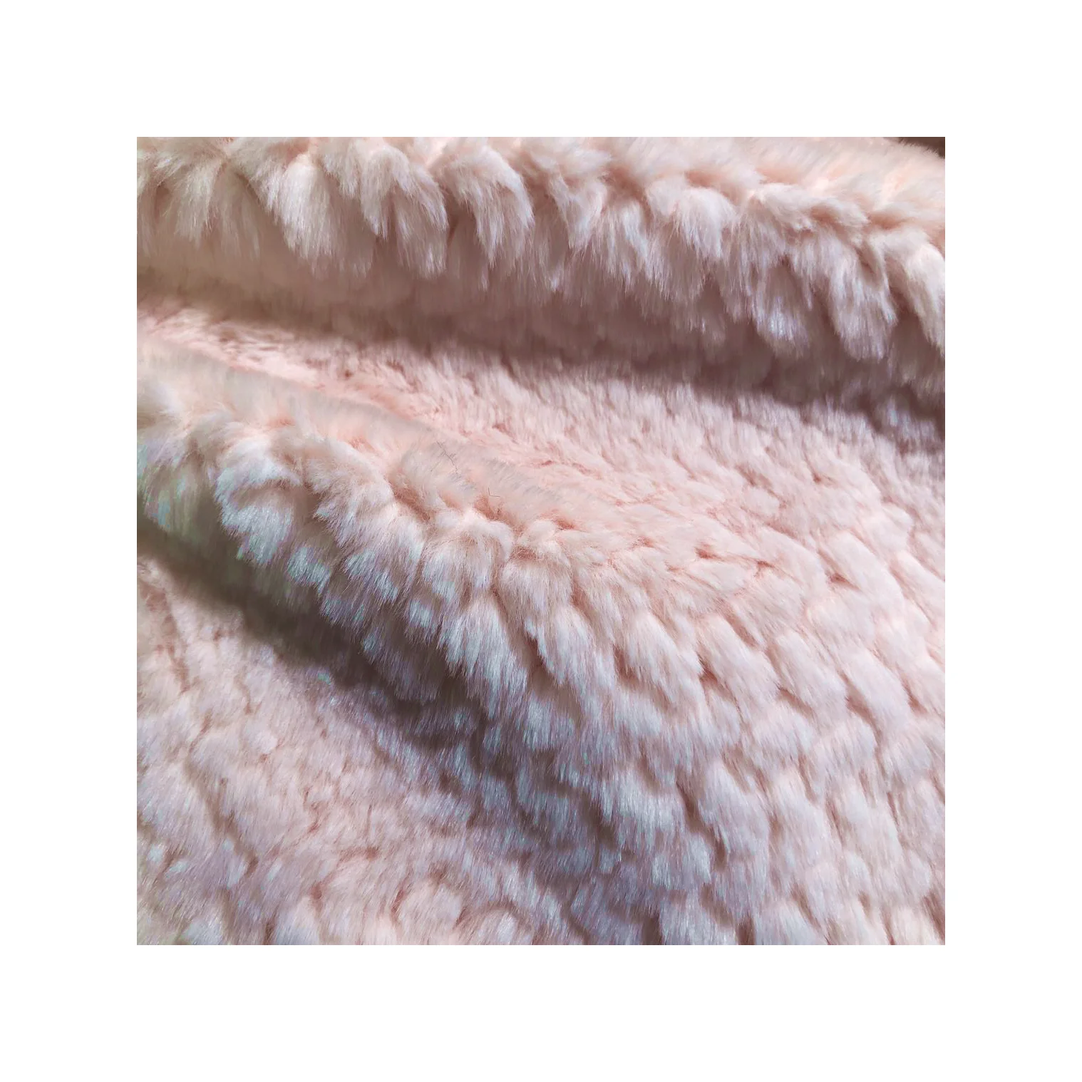 2022 High Quality Low Price Artificial Animal Fleece Fur Style Woven Clothing Imitation Animal Fabric