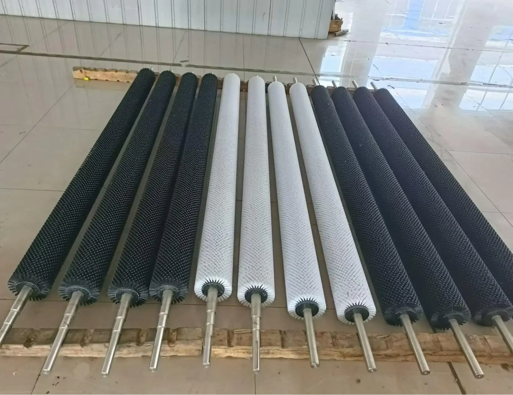 Промышленный керамический плиточный конвейер