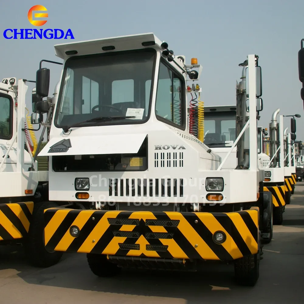 China New LHD RHD Diesel 6 Wheels Sinotruk Howo 4*2 4*4 Port Container Transport Terminal Tractor Truck Head Price For Sale