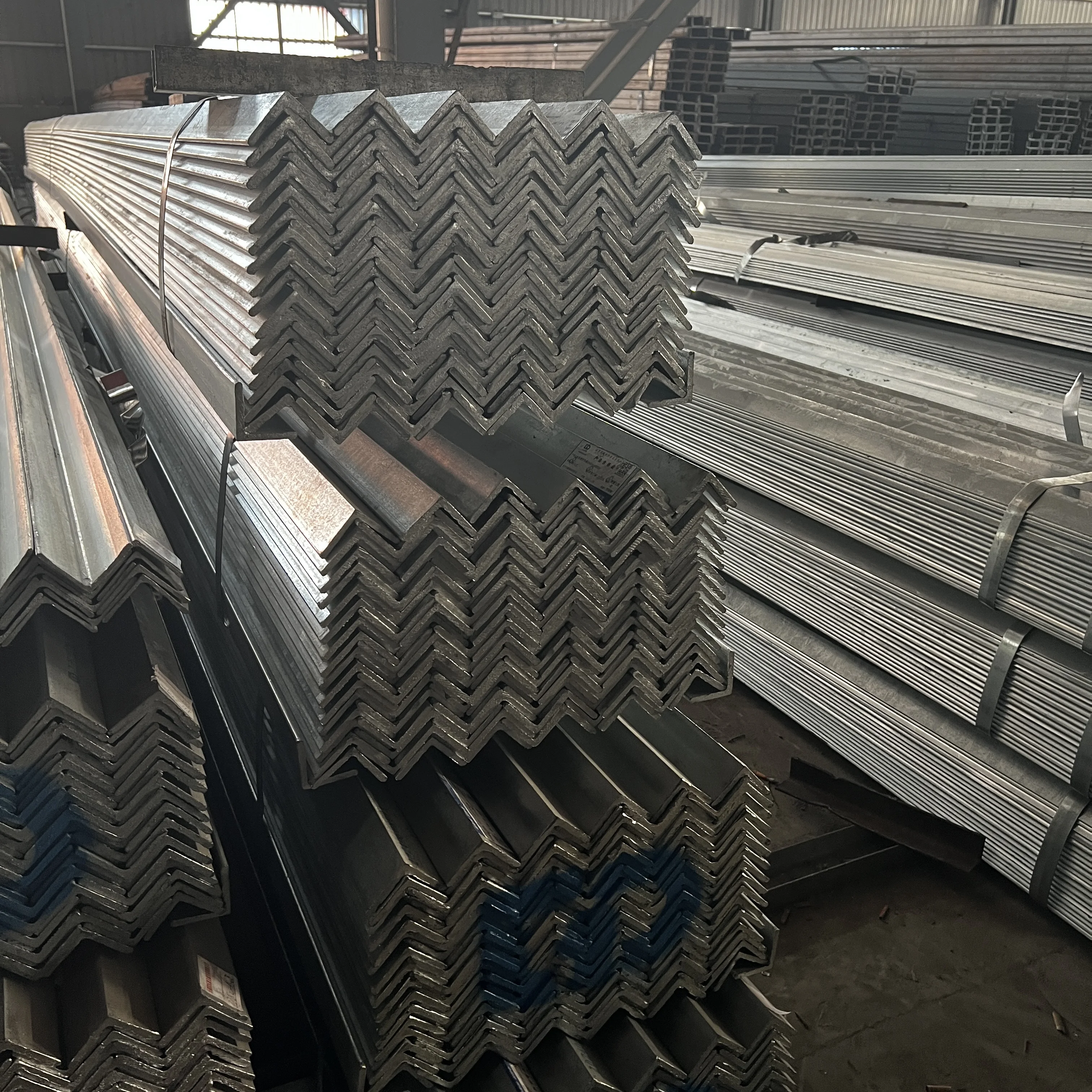 Galvanized U Channel Bar ASTM A36 A106 Q235 Q235B Q345 Customized Length Width Kehuan M
