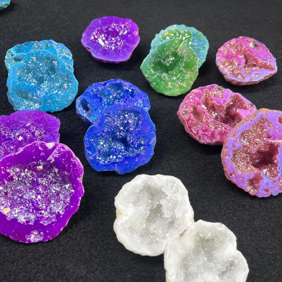 New Arrivals Spiritual Healing Stones Specimens Natural Colorful Aura Agate Geode