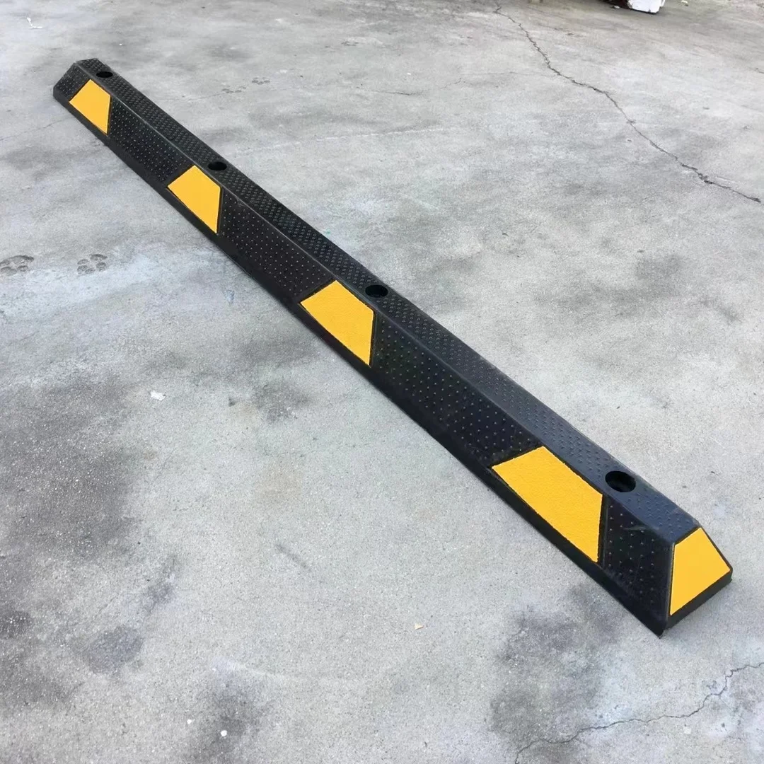 Visibility Parking Wheel Stoppers Striped Rubber Wheelstop Parking Blocks