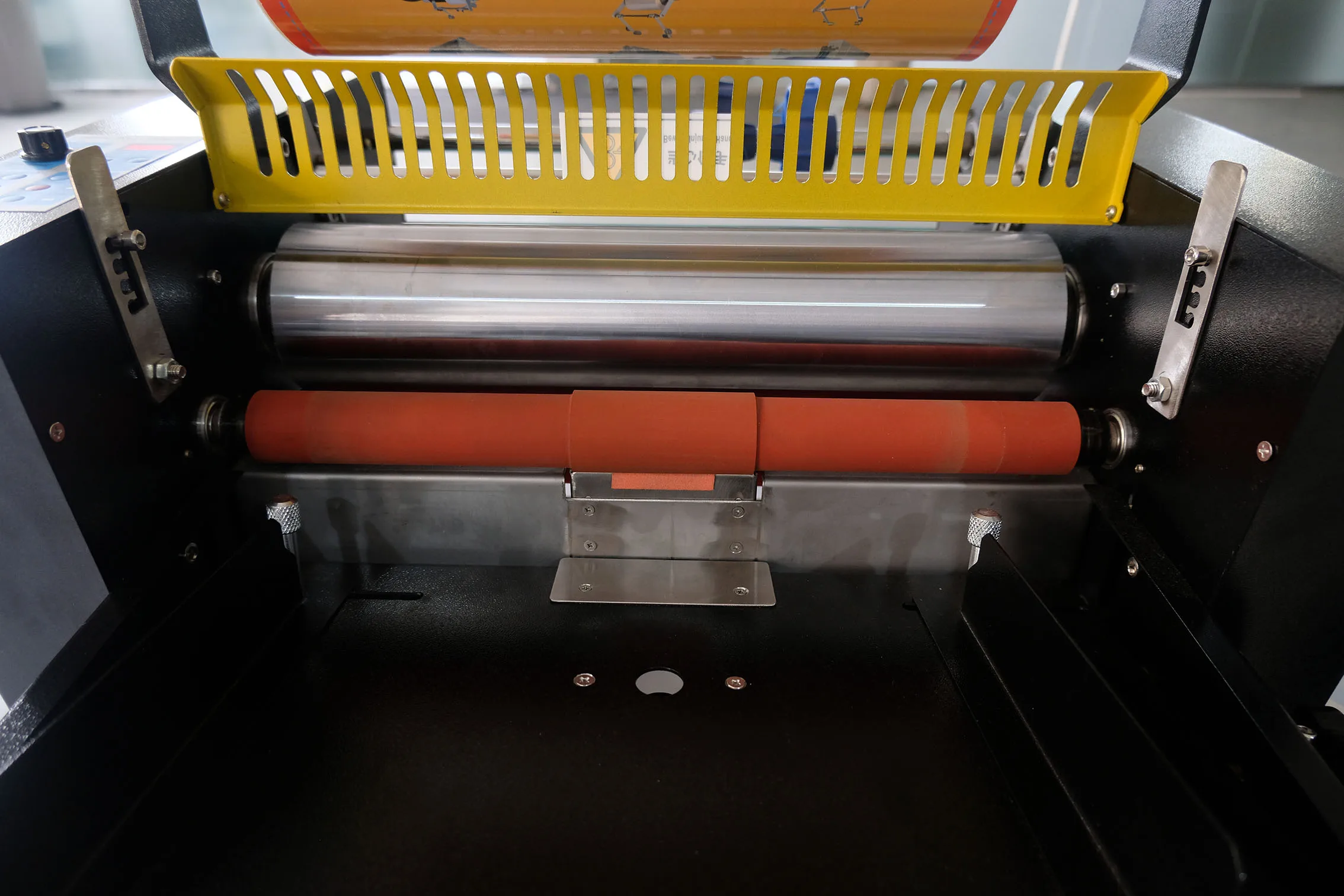 SMFM375E  Cheap Office Laminator Desktop Hot And Cold Double Face Laminating Machine Office Use A3 A4 Paper Laminating Machine