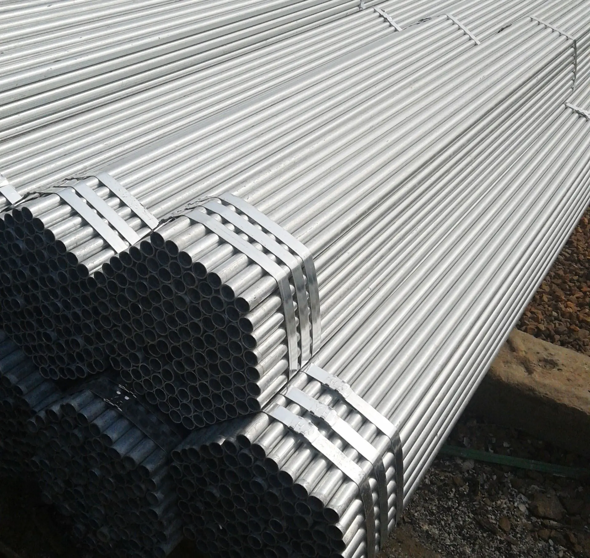 Drill pipe Galvanized pipe 16mo3 material alloy steel boiler galvanized steel tube price