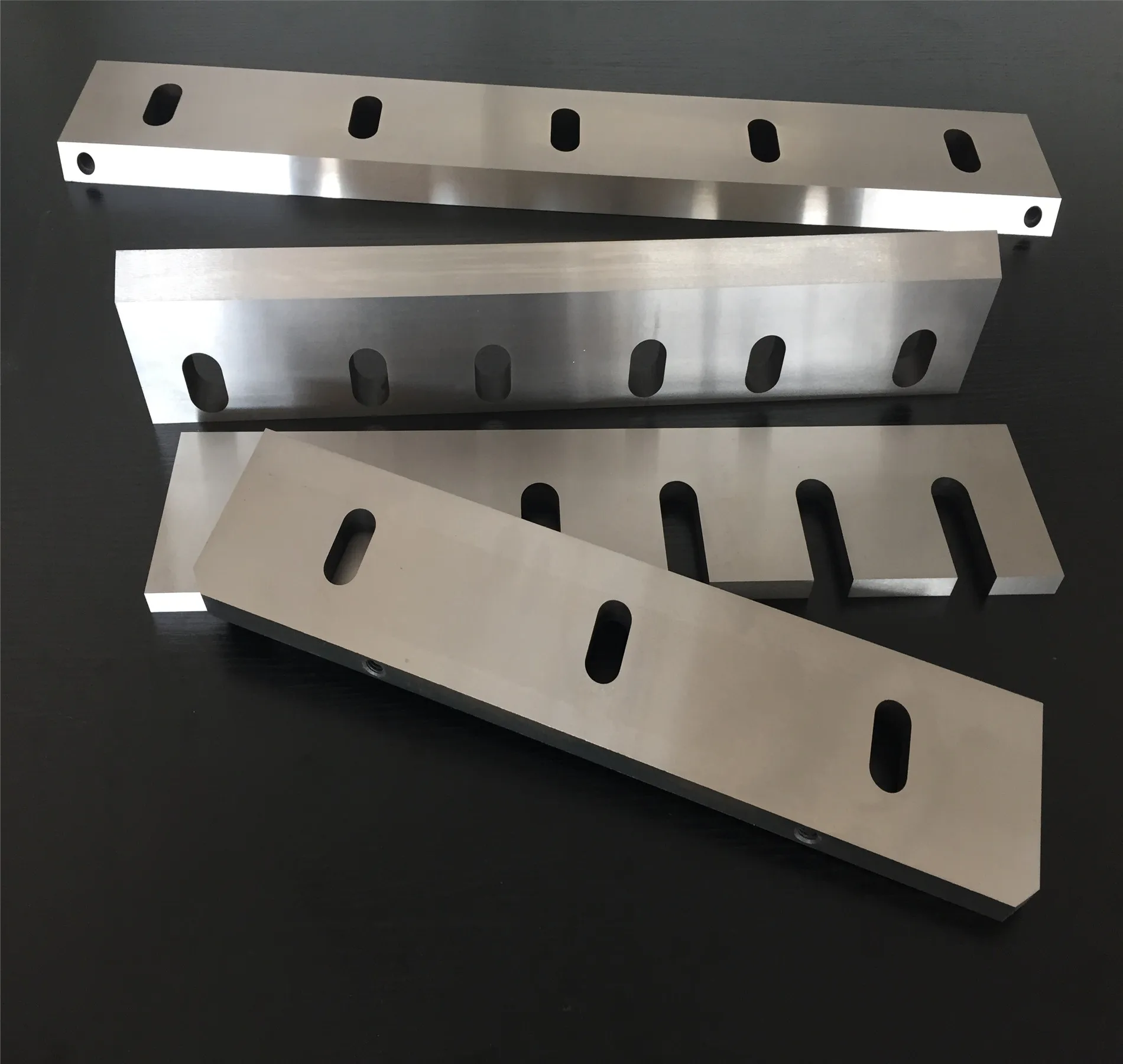 Cutting Blades For PET Flakes Customized Crusher Blades For Plastic Recycling Machinery