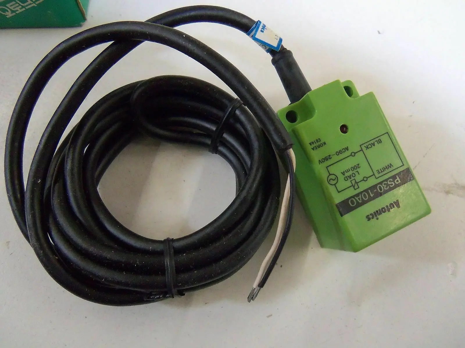 Autonics Capacitive Proximity Sensor CR18-8AC