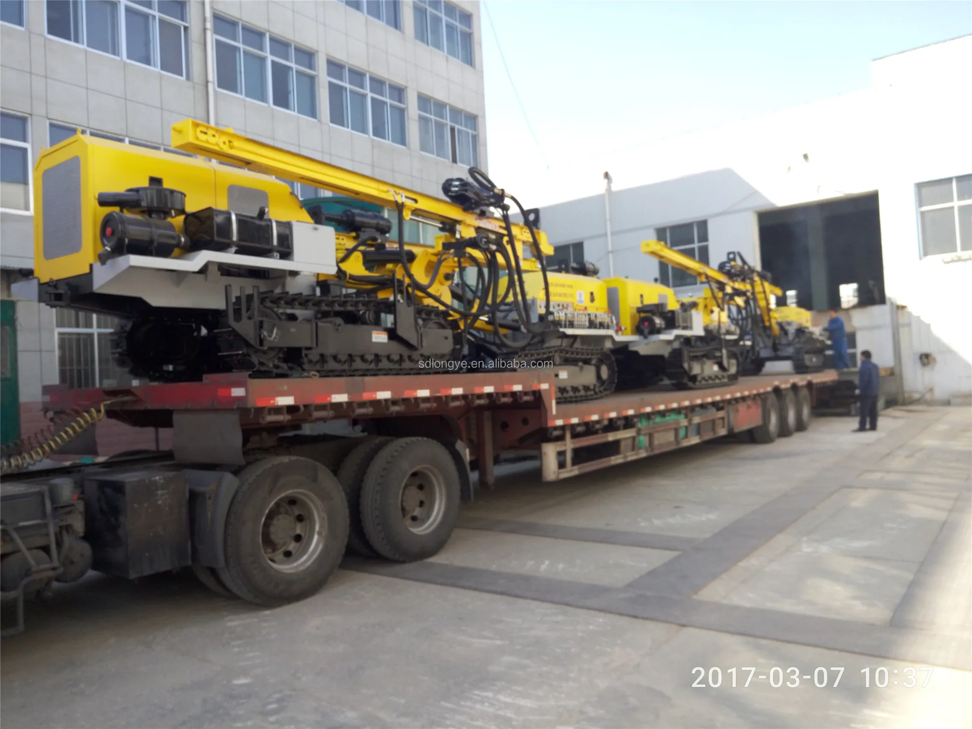 G140YF rock drilling rig02.jpg