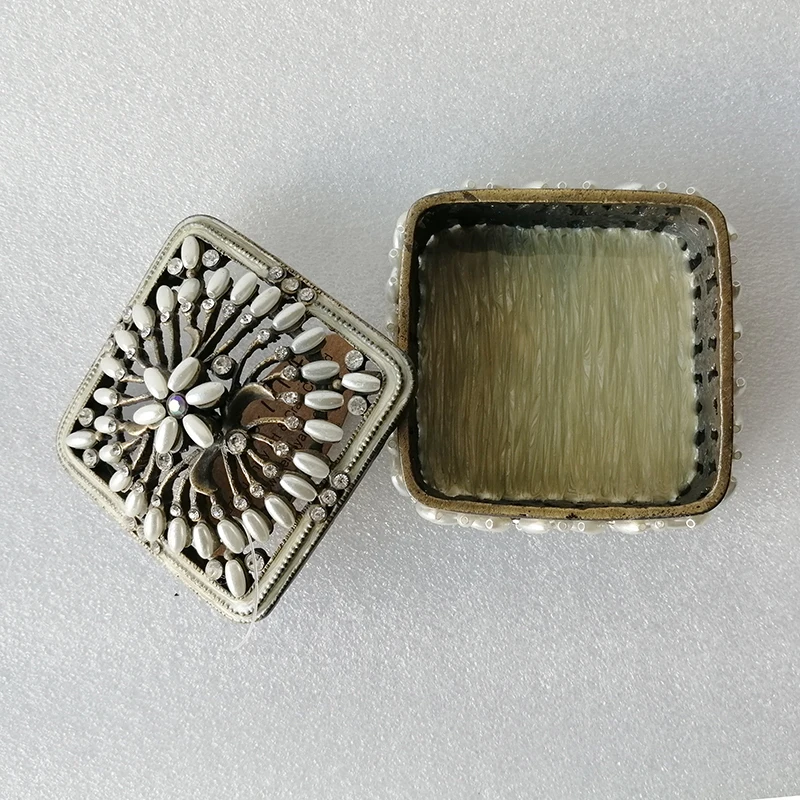 Square Bronze White Pearls Beaded Zinc Alloy Metal Jewelry Trinket Box(#P05409a2)