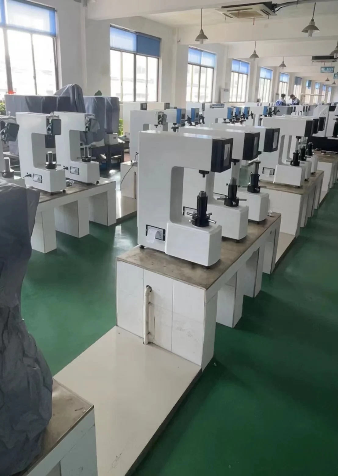 Hardness tester metal touch screen manual rockwell hardness tester with built-in printer