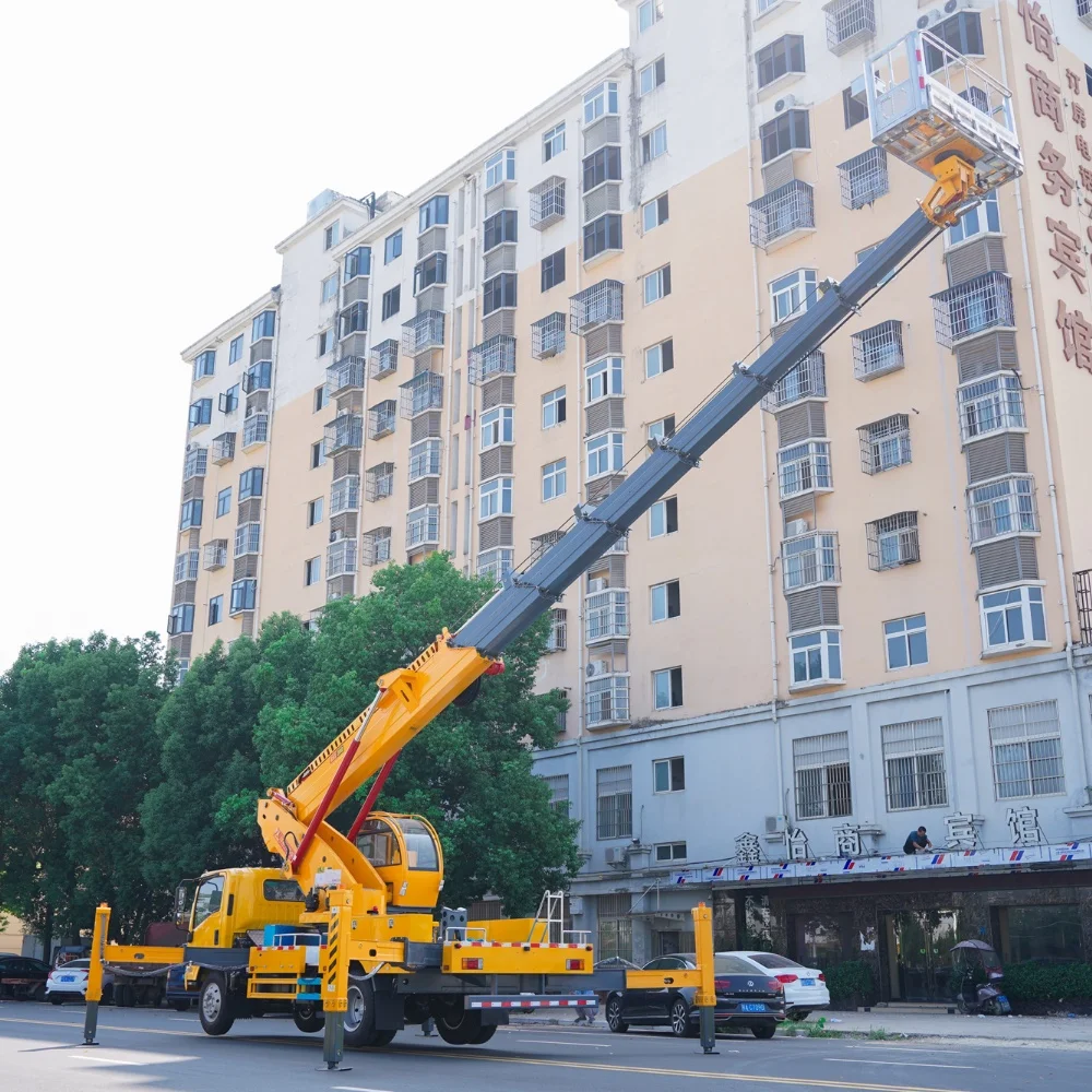 Excellent performance Isuzu 36 Meters telescopic boom bucket lift truck for maintenance and aerial work