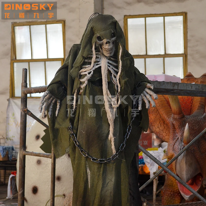 Hanging Corpse Life-size Ghost Model with Sound Effects for Theme Parks and Haunted Houses DINOSKY