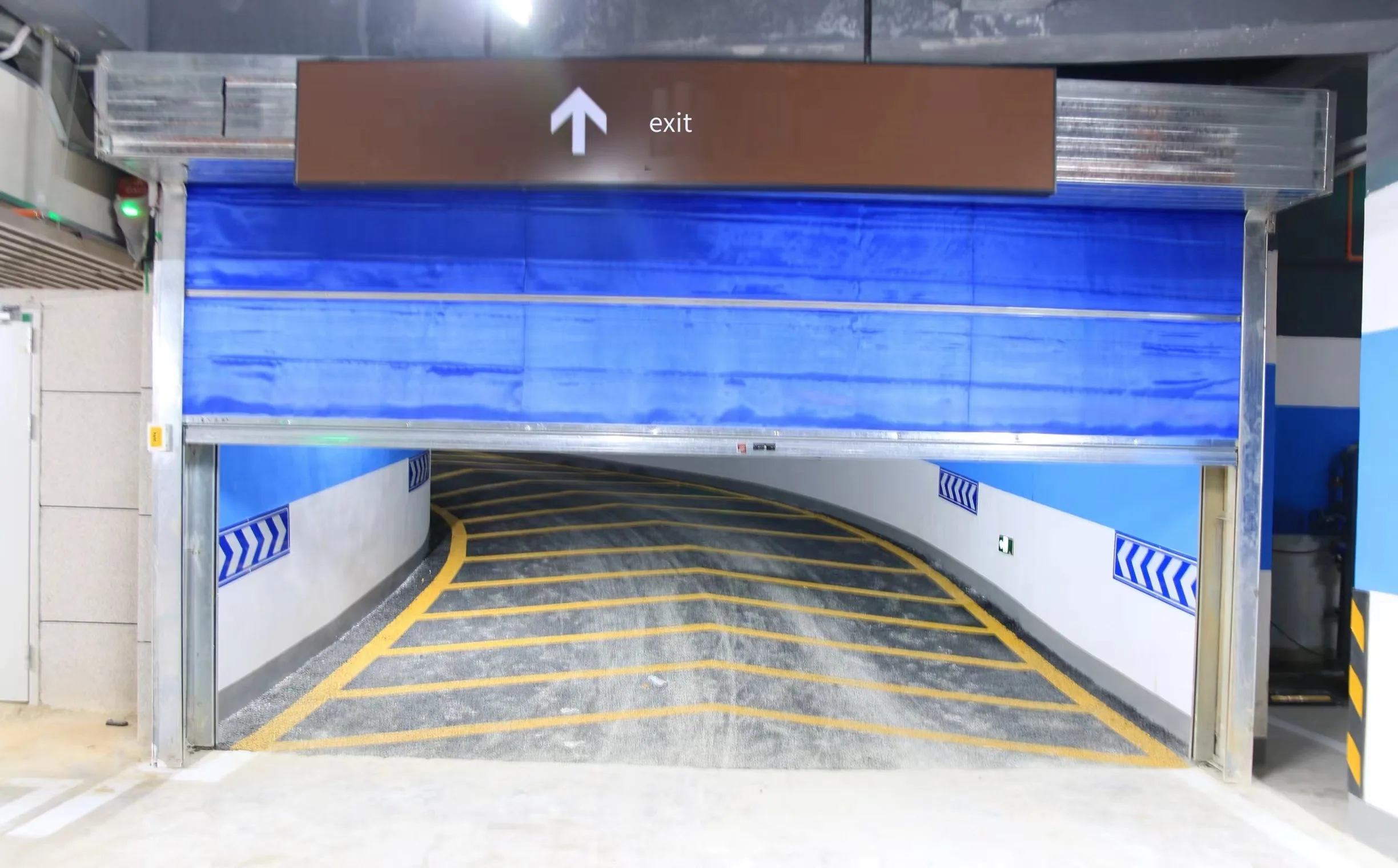 After sale worry-free new flame retardant inorganic cloth fire rolling shutter door suitable for industrial warehouse