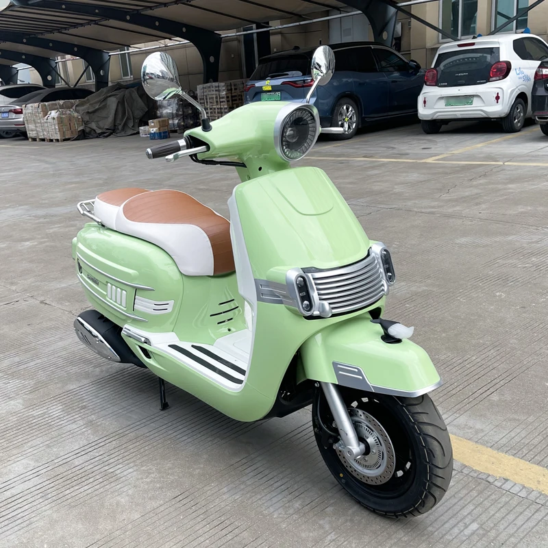 Factory Direct Fuel Tank Capacity 5 Liters 80km_h High Speed Cheap Scooter Gasoline 110cc Motorcycle