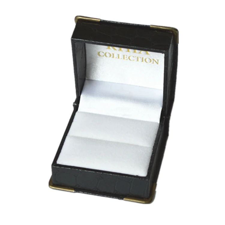 
Factory Made Custom logo Vaulted Black And White Leather Paper Metal Ring Slot Small Ring Packaging Jewelry box <img data-src=