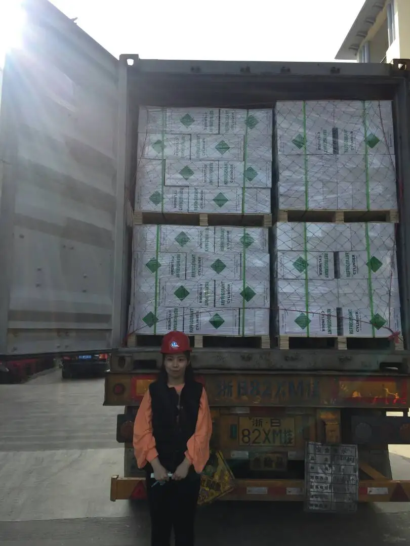 Refrigerant Gas R134a Suit for EU Market Refillable Cylinder 12KG