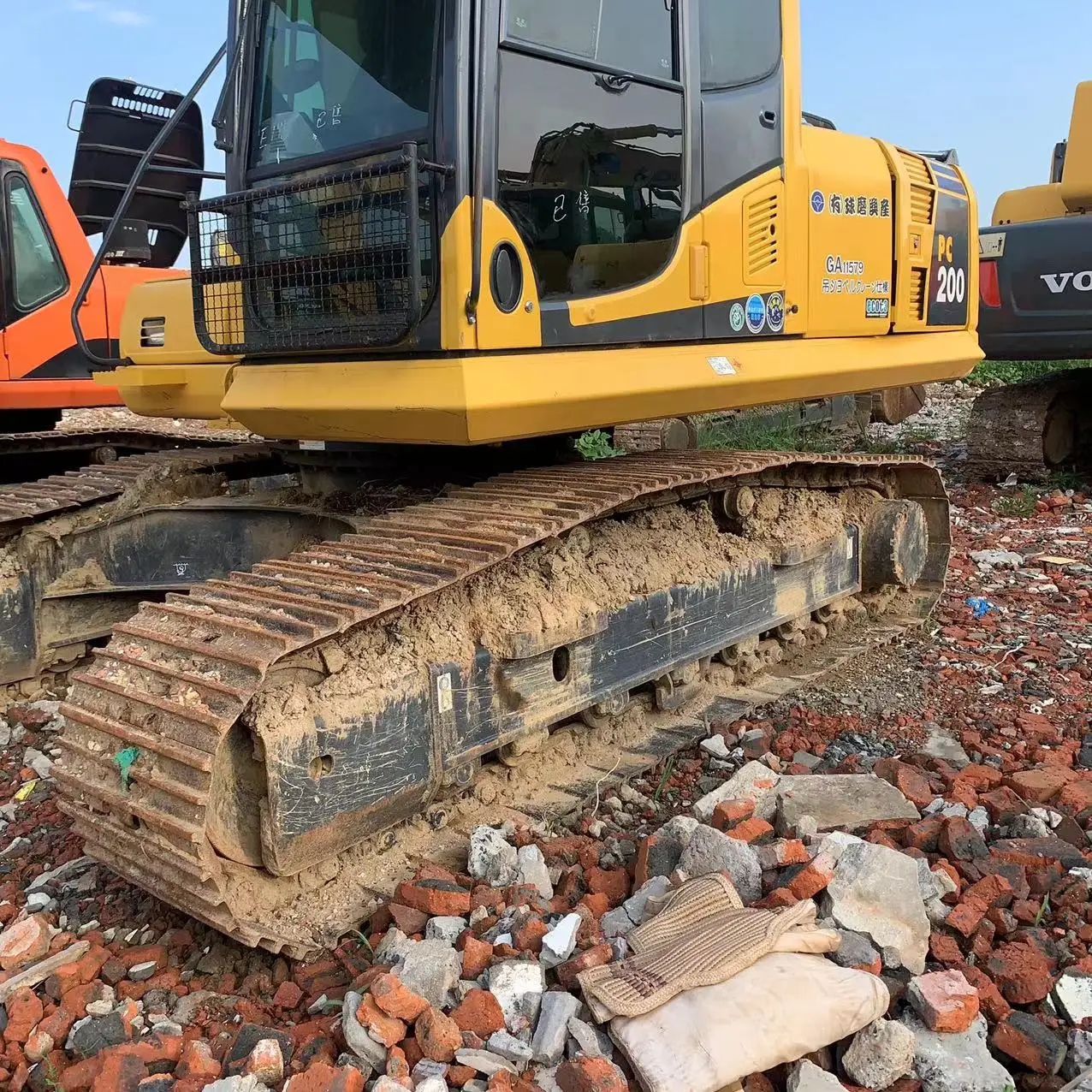 Heavy Duty Equipment Komatsu Used Excavator PC 200 Thumb used Japan Construction Machine Komatsu pc200 excacaror