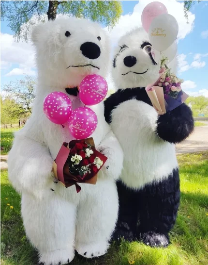Giant Inflatable Polar Bear Costume Adult Fur Plush Blow Up Mascot Suit Animal Character Inflated Garment for Stage Props