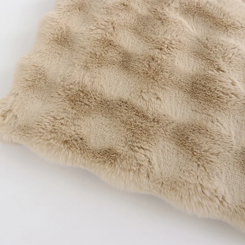 High Quality Luxury Artificial Multi Color Plush Faux Rabbit Fur Fabric Furry Material For Blanket