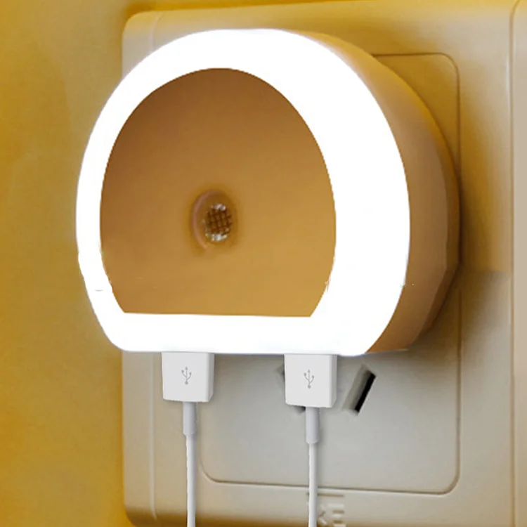 Зарядное устройство с ночным освещением и двумя usb-портами