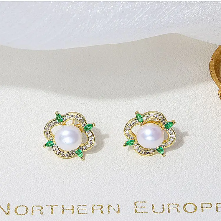 Women Jewelry Set Elegant Four-leaf Clover Necklace Earrings Copper Plated Real Gold Jewelry