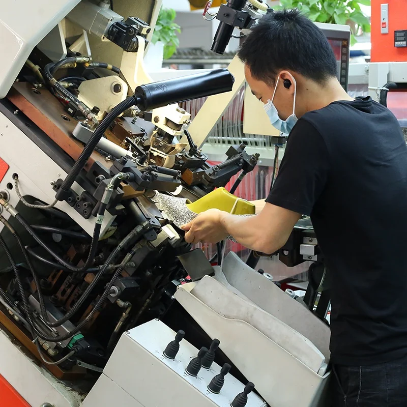 ECO Friendly OEM Factory Genuine Leather Upper Splicing Square High Block Heel Women Footwear Boots