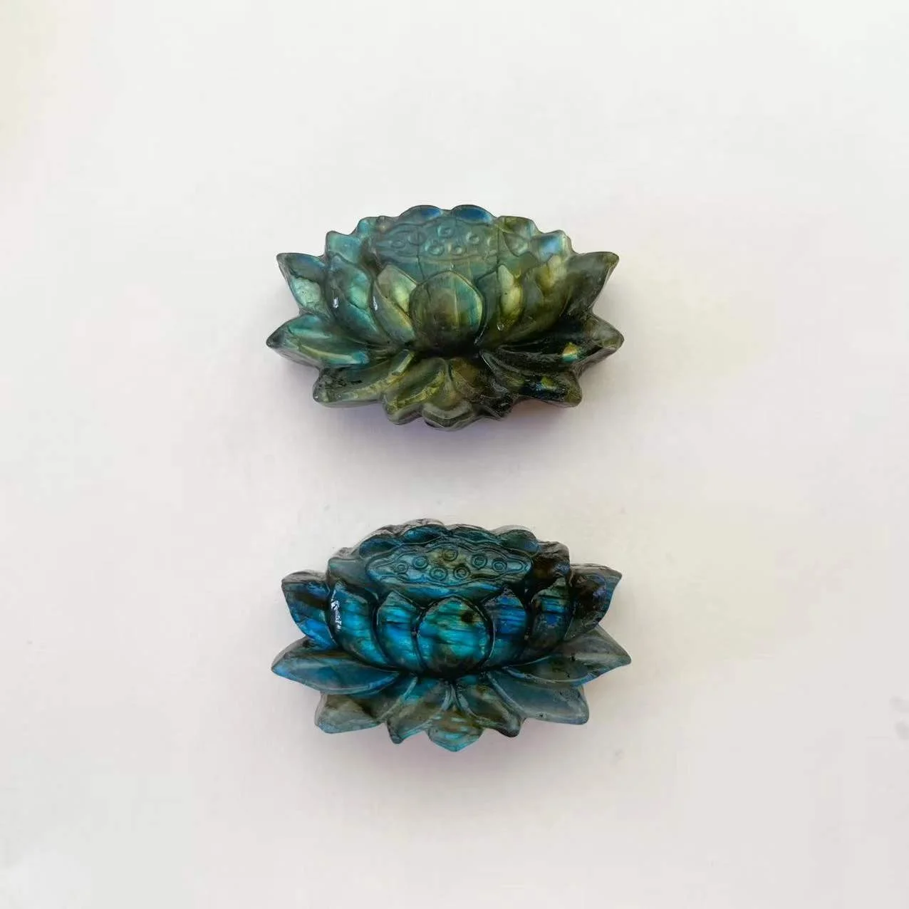 Best selling crystals healing stones natural labradorite quartz crystal lotus