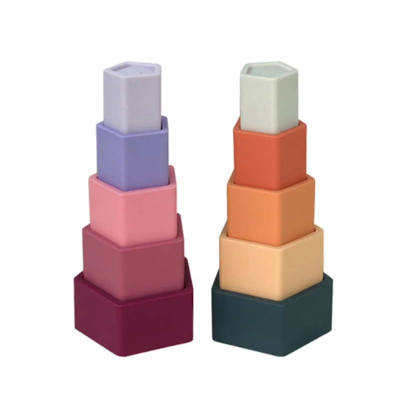 Low MOQ wholesale baby teething bath toy food grade silicone stacking cup soft teether toy