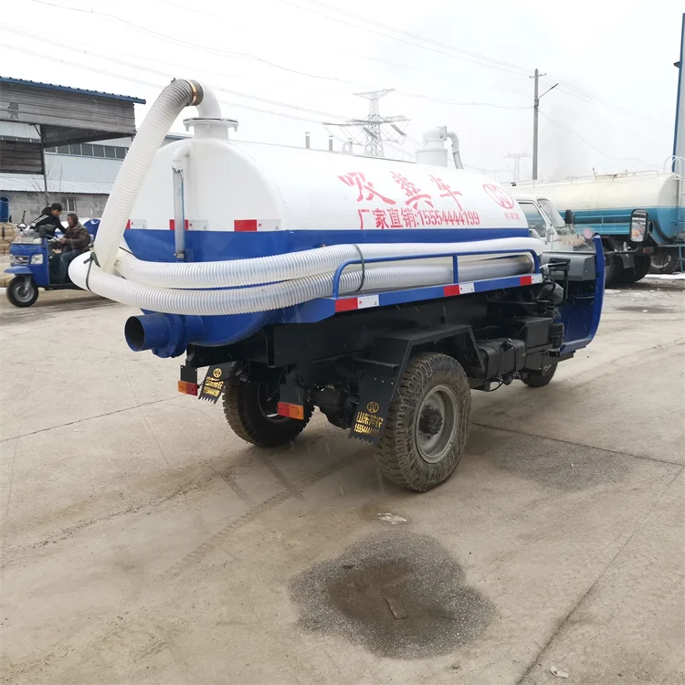Small diesel three wheeled manure truck Ranch septic tank sewage cleaning water truck