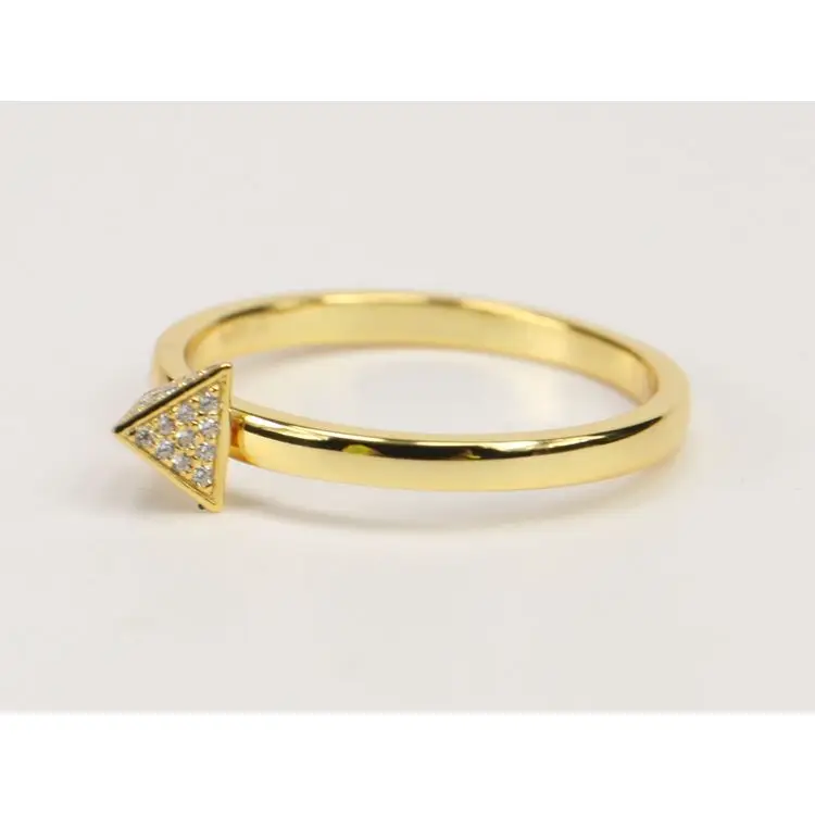 Hot Selling Products Youthful Gold Plated Ring White Fine Moissanite Ring Women Marry Promise Ring
