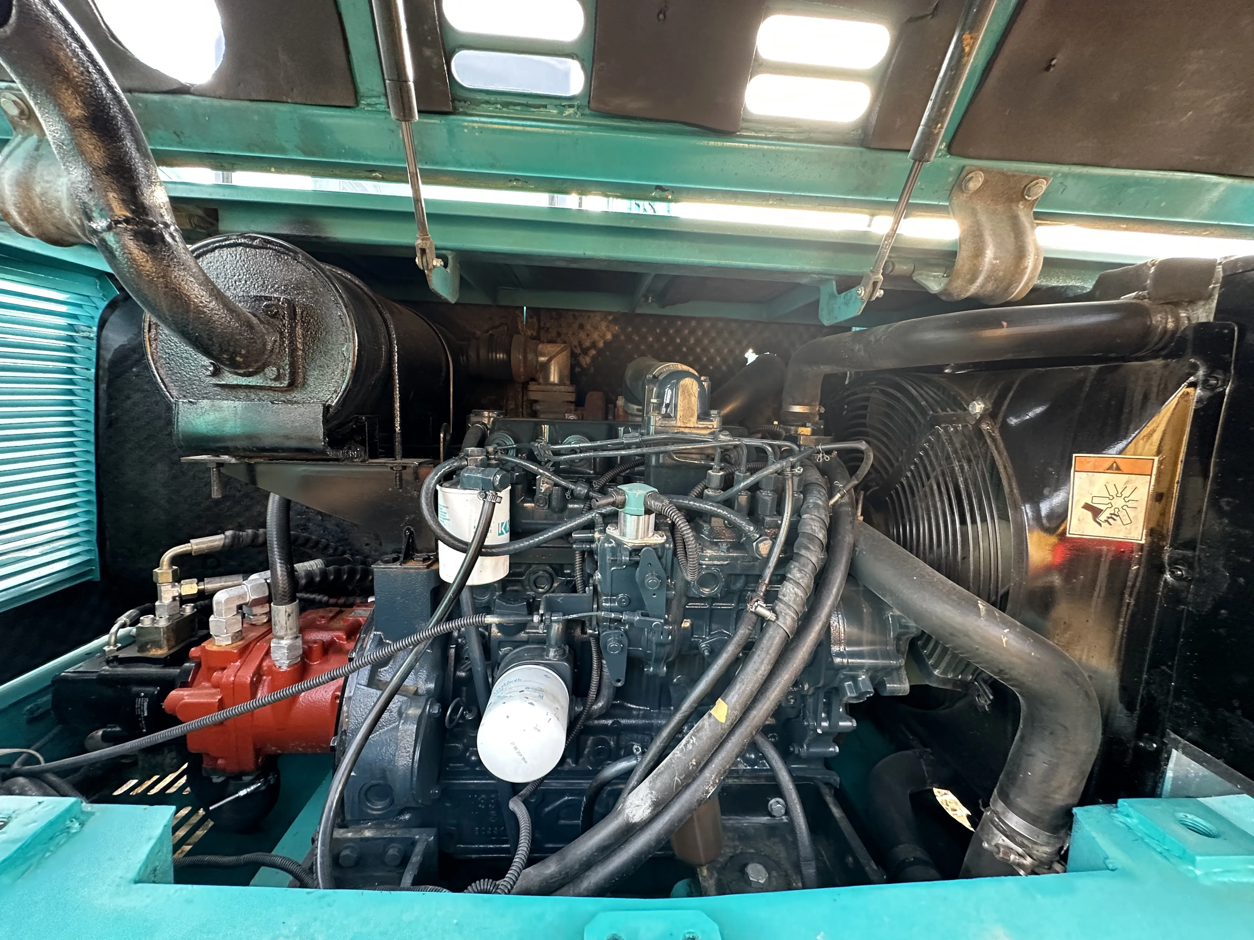 Enjoy fast turnarounds with our quick-service used excavators. Minimal downtime, maximum productivity.SUNWARD 90E