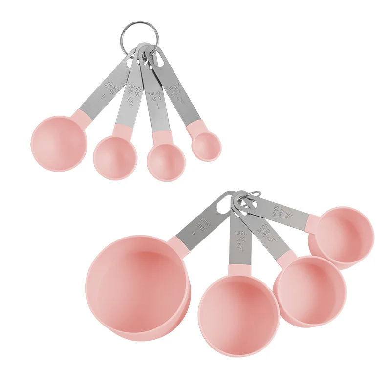 Набор пластиковых мерных стаканчиков и ложек для измерения сухих или жидких ингредиентов с ручкой из нержавеющей стали