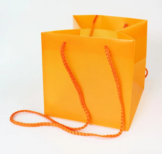 Hanging rope printed plastic flower sleeve packaging bag for boutique shop